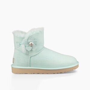 NWT - UGG Mini Bailey Button Puppy Boots - Aqua